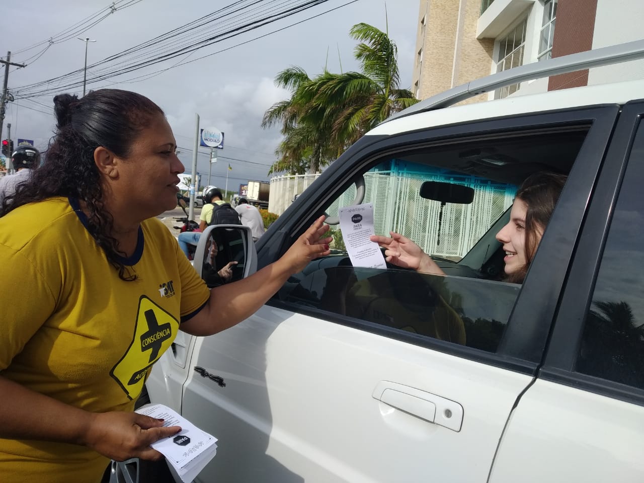 Prefeitura intensifica ações educativas de trânsito neste mês de dezembro - SMTT Aracaju